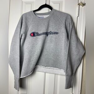 Women’s Champion Heather Gray Crop Top Cut Off Crewneck Sweatshirt SZ L Juniors